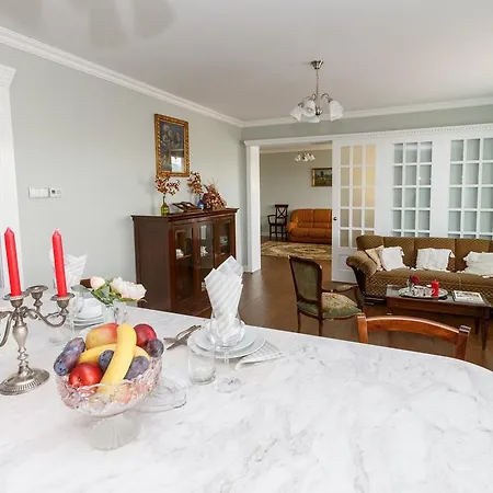 Apartment Lux Dunkler